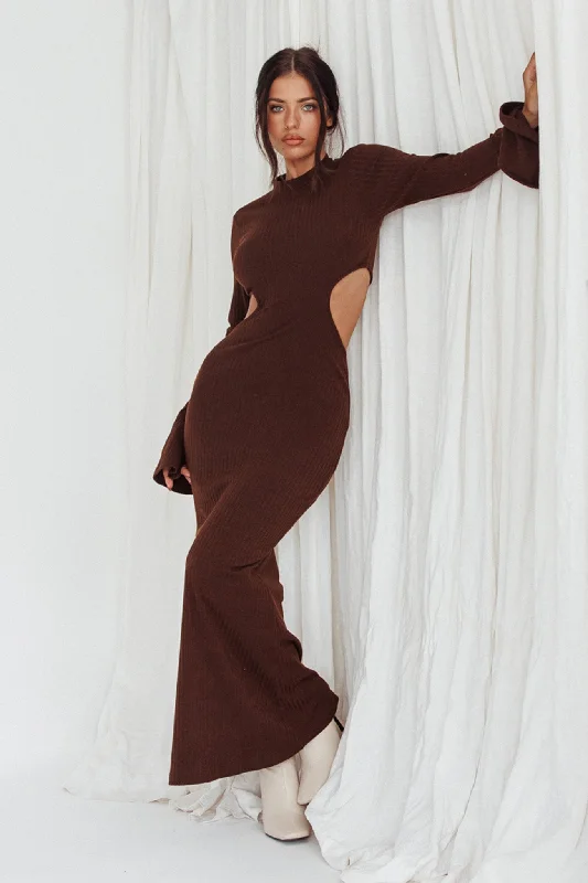 Shianne Long Sleeve Knit Maxi Dress Chocolate